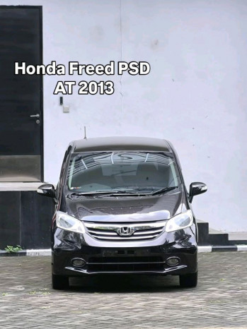 Honda Freed 1.5L E Automatic 2013