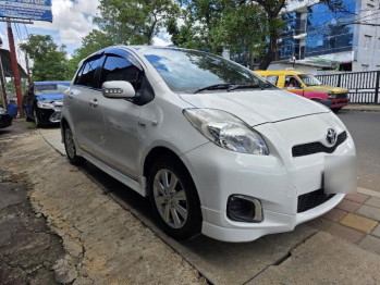 Toyota Yaris 1.5L E Automatic 2012