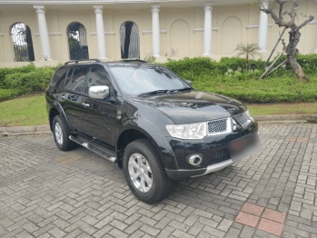 MITSUBISHI PAJERO SPORT 2.4L DAKAR 4X2 AT 2012