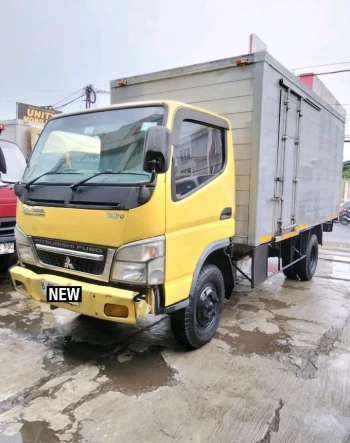 Mitsubishi Canter FE 73 Box 3.9L 4x2 Box Manual 2017