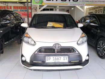 Toyota Sienta 1.5L V Manual 2017