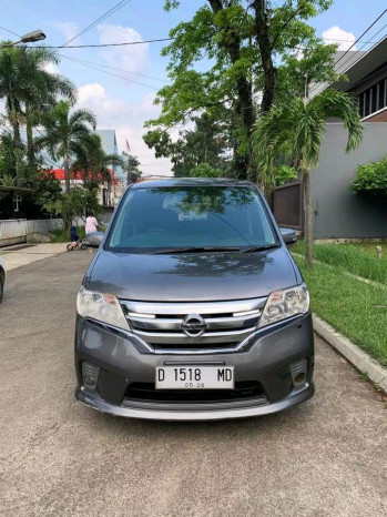 Nissan Serena 2.0L HWS Automatic 2013
