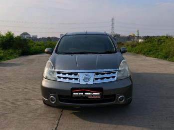Nissan Grand Livina XV Automatic 2007