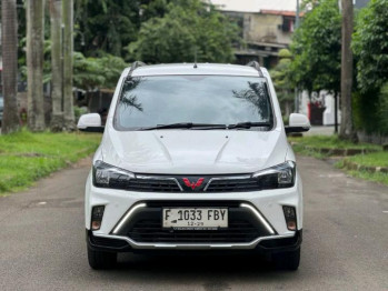 Wuling Confero 1.5L S Lux Automatic 2024