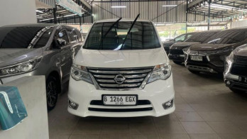 Nissan Serena 2.0L HWS Automatic 2015