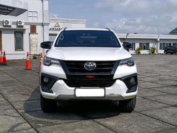 Toyota Fortuner 2.4L VRZ TRD Diesel Automatic 2018