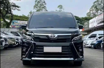 Toyota Voxy 2.0L Automatic 2020