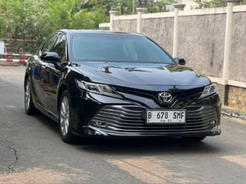 Toyota Camry 2.5L V Automatic 2021