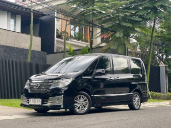 Nissan Serena 2.0L HWS Automatic 2017