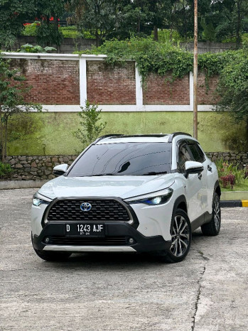 Toyota Corolla Cross 1.8L HV Automatic 2021