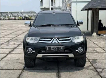 Mitsubishi Pajero Sport 2.4L Dakar 4x2 Automatic 2014