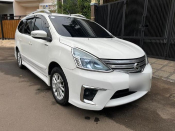 Nissan Grand Livina XV HWS Automatic 2013