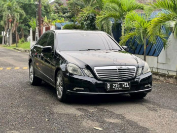 Mercedes-Benz E-Class E300 Automatic 2010