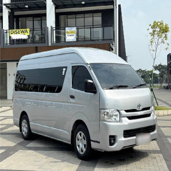 Toyota Hiace Commuter Manual 2023