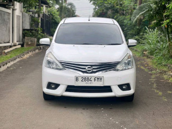 Nissan Grand Livina XV Automatic 2016