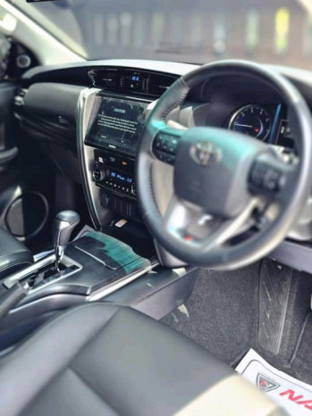 Toyota Fortuner 2.8L GR Sport 4x2 Automatic 2022