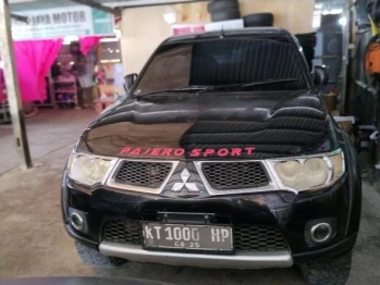 Mitsubishi Pajero Sport 2.5L GLX 4x4 Manual 2011