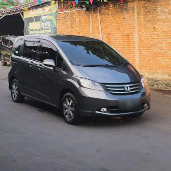 Honda Freed 1.5L E Automatic 2011