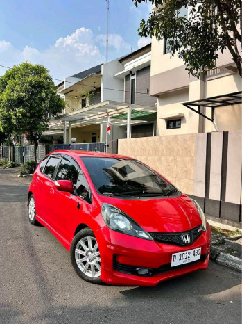 Honda Jazz 1.5L RS Automatic 2013