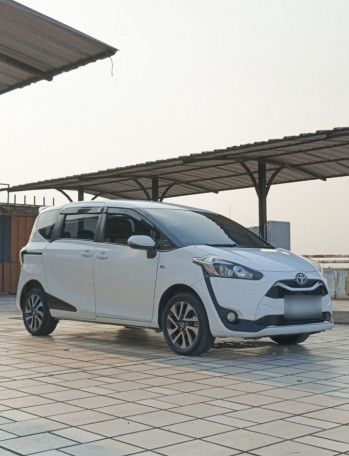 Toyota Sienta 1.5L V Automatic 2021