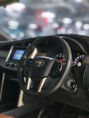 Toyota Innova 2.4L G Diesel Automatic 2016