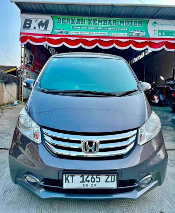 Honda Freed 1.5L E Automatic 2016
