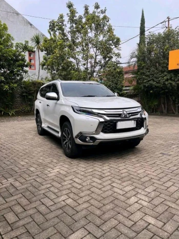 Mitsubishi Pajero Sport 2.4L Dakar 4x2 Automatic 2018