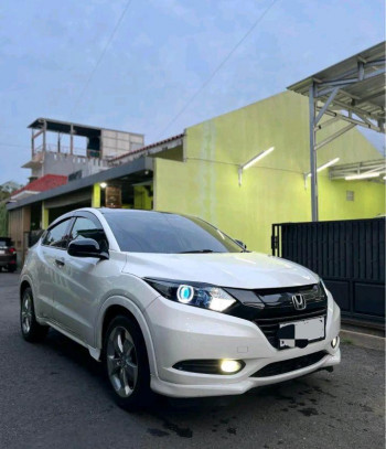 Honda HR-V 1.5L E Automatic 2015