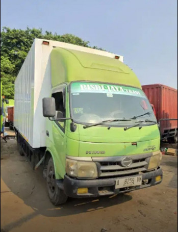 Hino Dutro 115 SDL Manual 2014