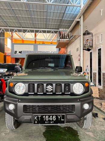 Suzuki Jimny 3-Door AT (Single Tone) Automatic 2022