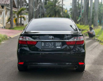 Toyota Camry 2.5L V Automatic 2017