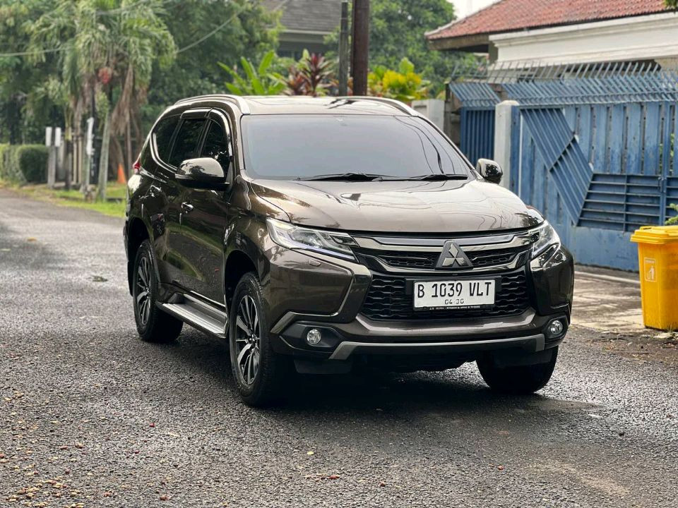 Mitsubishi Pajero Sport 2.4L Dakar 4x2 Automatic 2016